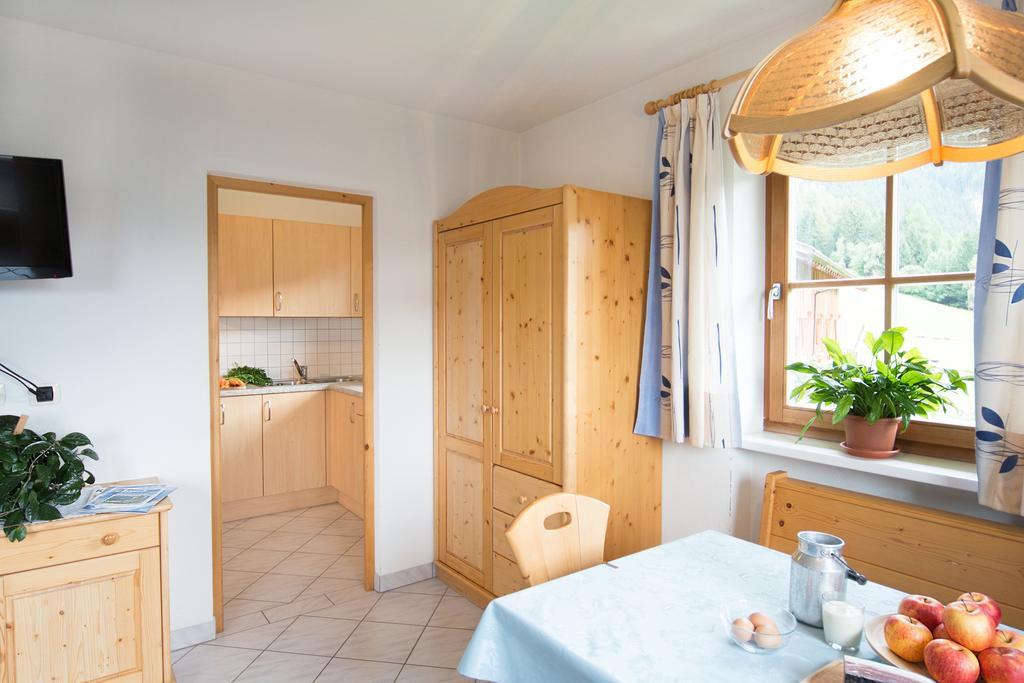Villa Baerntalerhof Falzes Habitación foto